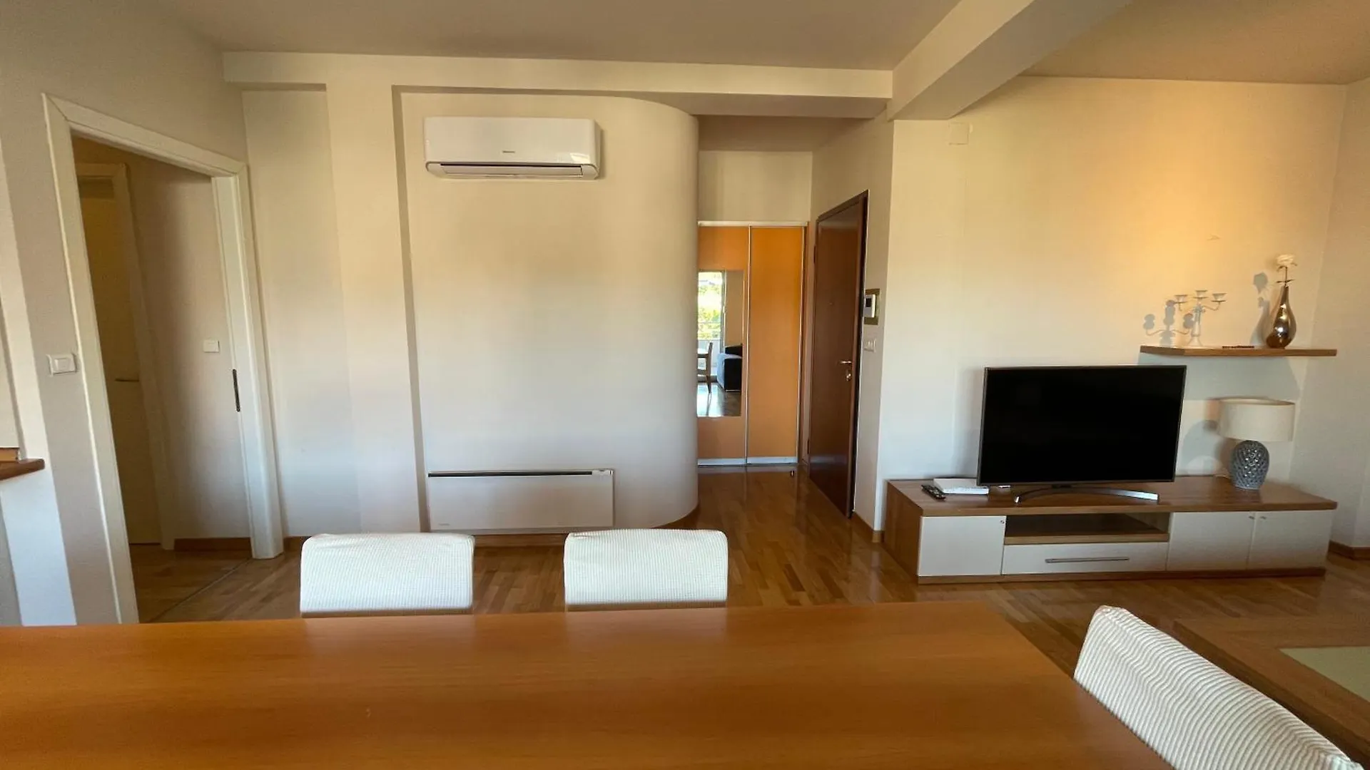 Duje Apartment Opatija 0*,